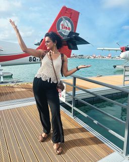 Shraddha Srinath feet photo 17