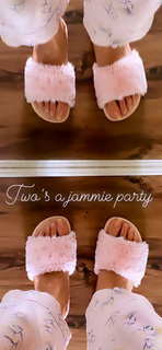 Shreya Chaudhary feet photo 5