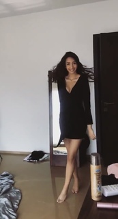 Shreya Chaudhary feet photo 5