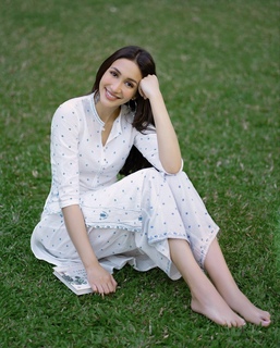 Shreya Chaudhary feet photo 11