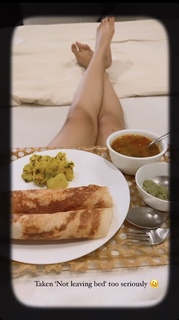 Shreya Chaudhary feet photo 17