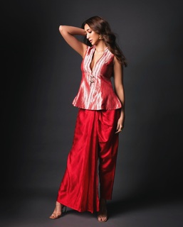 Shreya Chaudhary feet photo 4