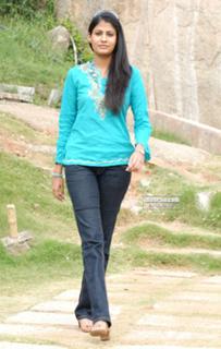 Shreya Dhanwanthary feet photo 5