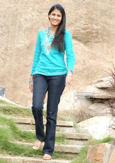 Shreya Dhanwanthary feet photo 4
