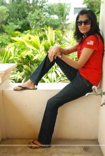 Shreya Dhanwanthary feet photo 13