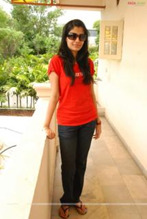 Shreya Dhanwanthary feet photo 12