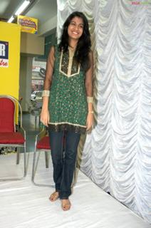 Shreya Dhanwanthary feet photo 9