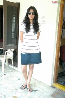 Shreya Dhanwanthary feet photo 7