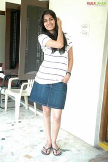 Shreya Dhanwanthary feet photo 18
