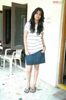 Shreya Dhanwanthary feet photo 15