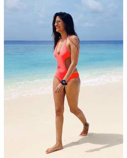 Shreya Dhanwanthary feet photo 14