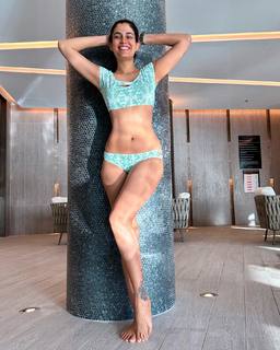 Shreya Dhanwanthary feet photo 13
