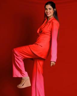 Shreya Dhanwanthary feet photo 7