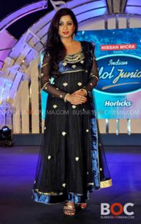 Shreya Ghoshal feet photo thumbnail