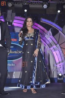 Shreya Ghoshal feet photo thumbnail