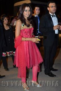 Shreya Ghoshal feet photo thumbnail