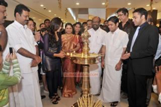 Shreya Ghoshal feet photo thumbnail