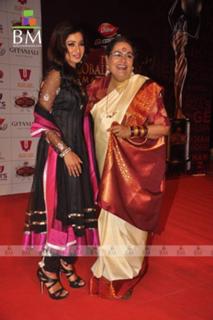 Shreya Ghoshal feet photo thumbnail