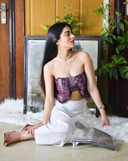 Shreya Sharma feet photo 14