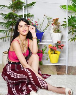 Shreya Sharma feet photo 12