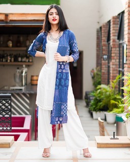 Shreya Sharma feet photo 20