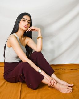 Shreya Sharma feet photo 4
