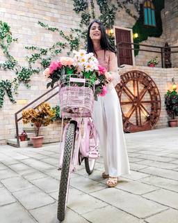 Shreya Sharma feet photo 18