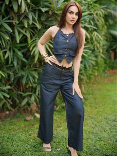 Shreya Sharma feet photo 1