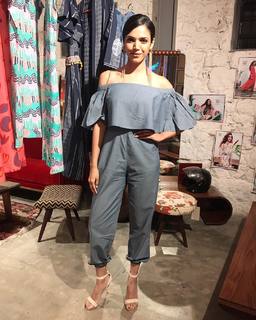 Shriya Pilgaonkar feet photo 3