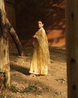 Shriya Pilgaonkar feet photo 10