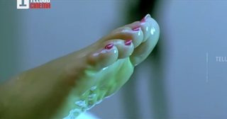 Shriya Saran feet photo thumbnail