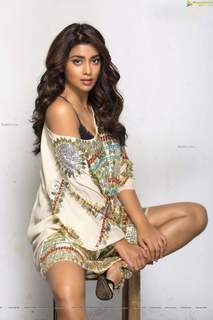 Shriya Saran feet photo thumbnail