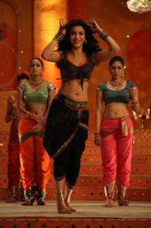 Shruti Haasan feet photo thumbnail