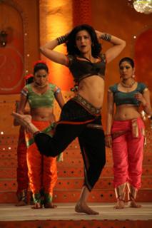 Shruti Haasan feet photo thumbnail