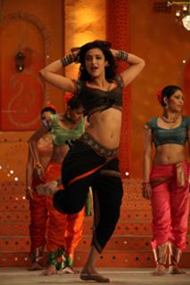 Shruti Haasan feet photo thumbnail