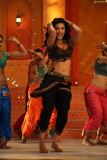 Shruti Haasan feet photo thumbnail