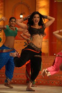 Shruti Haasan feet photo thumbnail