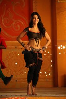 Shruti Haasan feet photo thumbnail