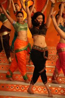 Shruti Haasan feet photo thumbnail
