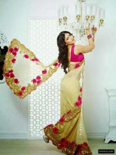 Shruti Haasan feet photo thumbnail