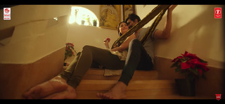 Shruti Haasan feet photo thumbnail