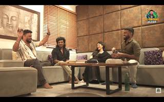 Shruti Haasan feet photo thumbnail