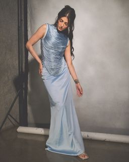 Shruti Haasan feet photo 3