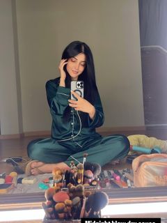 Shruti Haasan feet photo 6