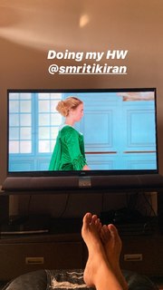 Shruti Seth feet photo 9