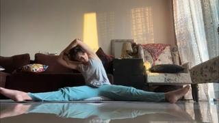 Shruti Seth feet photo 5