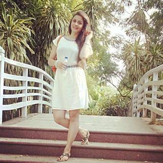 Shruti Sodhi feet photo 8