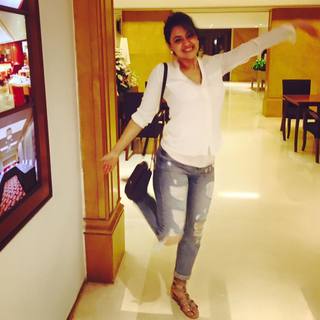 Shruti Sodhi feet photo 4