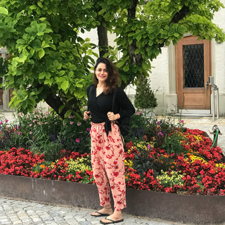 Shruti Sodhi feet photo 17