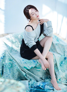 Shu Chen feet photo 4